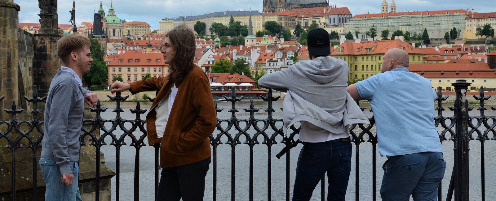 Aktuality: Politika - LGBTQ+ - Gay, lesbick�, bisexu�ln�, transgender a bl�zk� t�mata v �esk� republice.